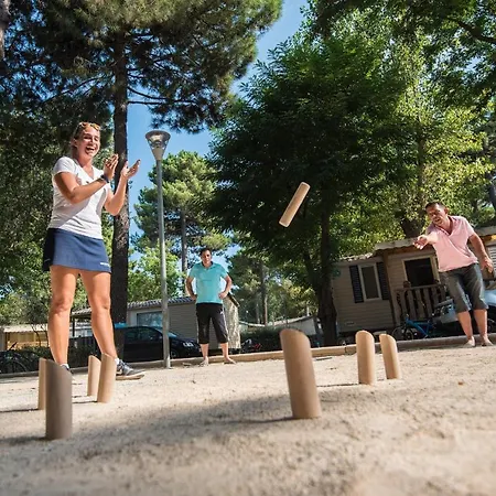 Campsite Camping Club Le Littoral - Maeva 5*